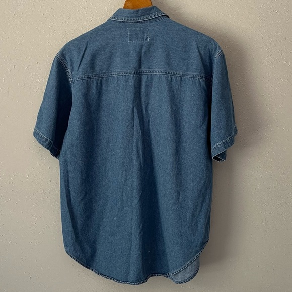 Let’s Quizz Again New York Noah’s Ark Embroidery Blue Jean Button Down Sz Medium - Picture 7 of 10